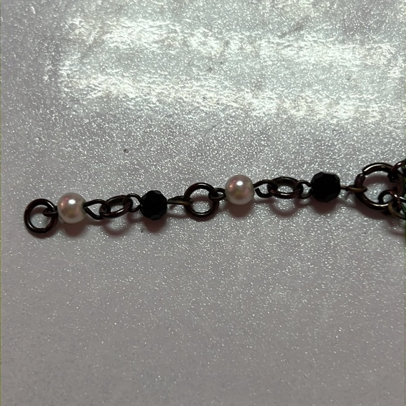 🖤WHITE HOUSE BLACK MARKET PEARL & BLACK 3 STEAND ADJUSTABLE 17” NECKLACE 🖤 - Picture 12 of 14